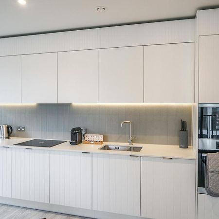 Coppermaker Square In Stratford Aparthotel ลอนดอน ภายนอก รูปภาพ