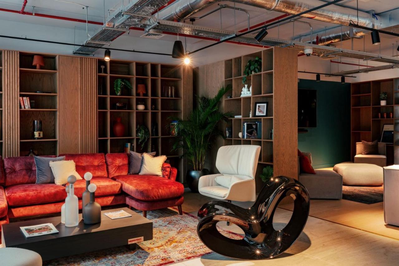 Coppermaker Square In Stratford Aparthotel ลอนดอน ภายนอก รูปภาพ