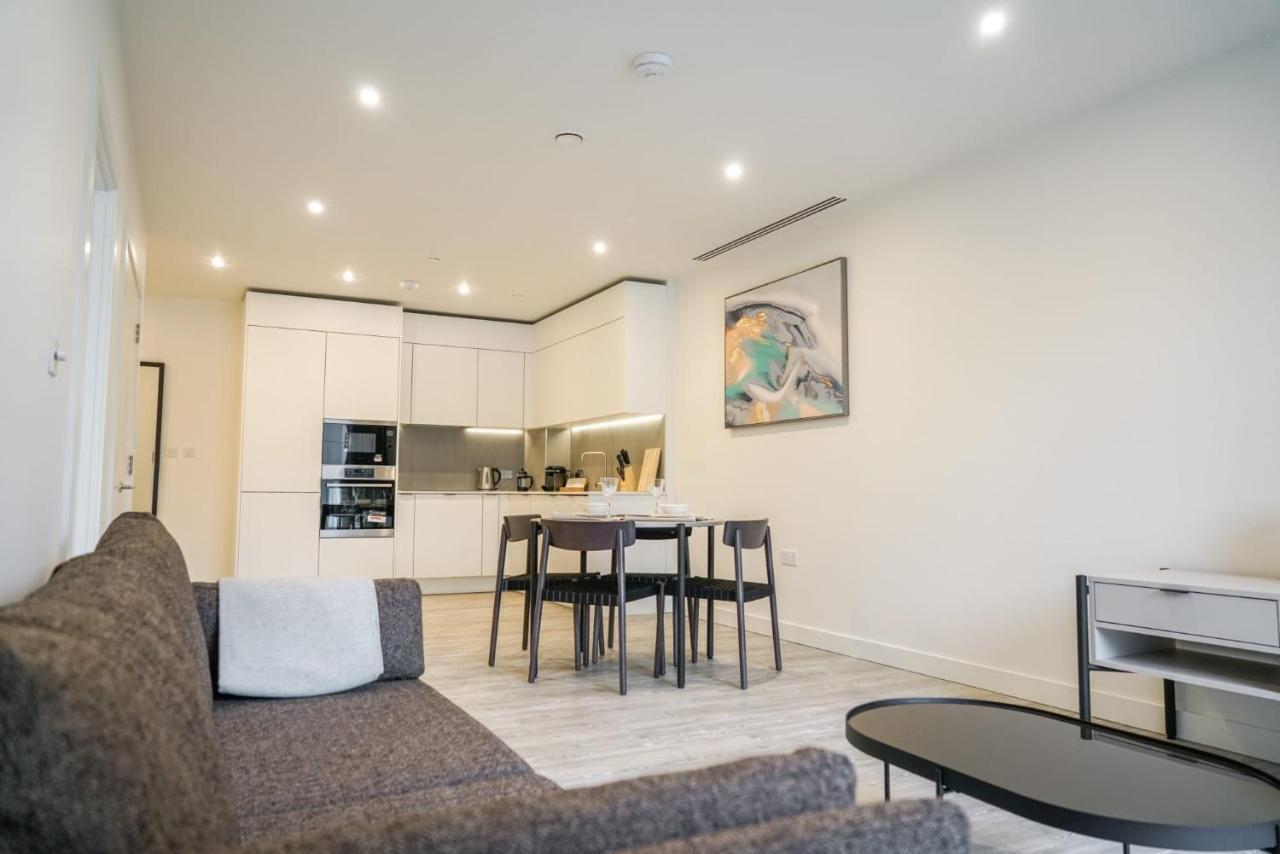 Coppermaker Square In Stratford Aparthotel ลอนดอน ภายนอก รูปภาพ