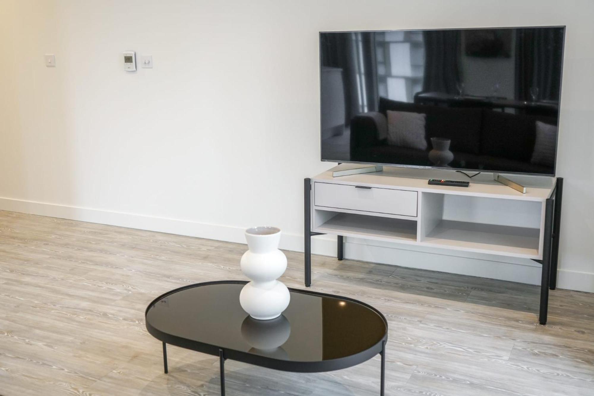 Coppermaker Square In Stratford Aparthotel ลอนดอน ภายนอก รูปภาพ