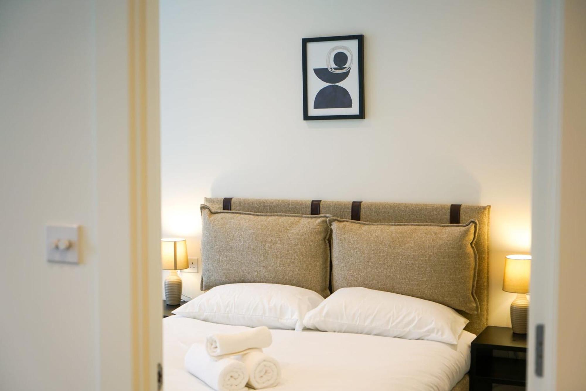Coppermaker Square In Stratford Aparthotel ลอนดอน ภายนอก รูปภาพ