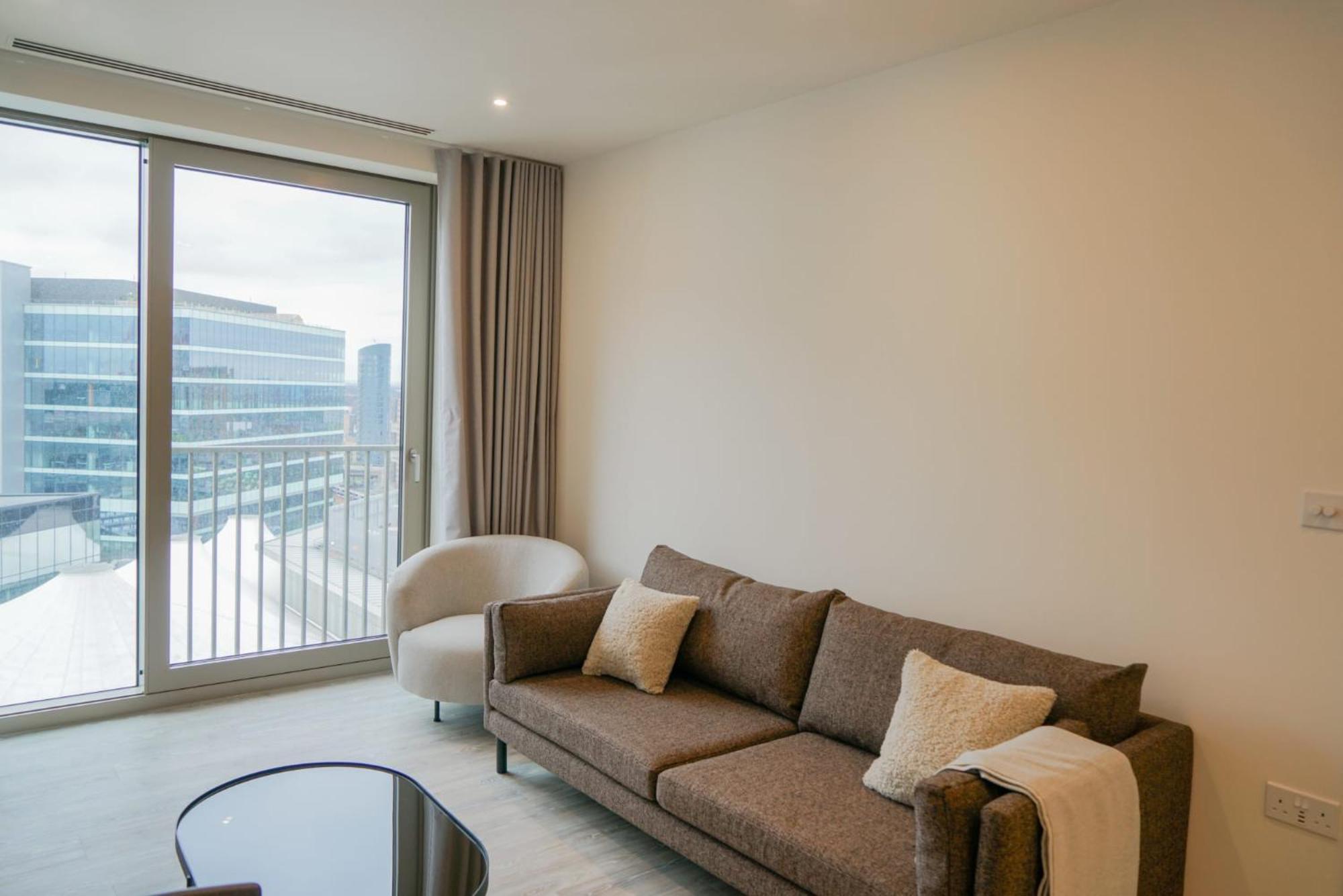 Coppermaker Square In Stratford Aparthotel ลอนดอน ภายนอก รูปภาพ